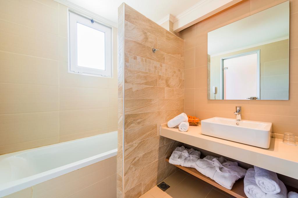 Suite con 1 Camera da Letto (3 Adulti)